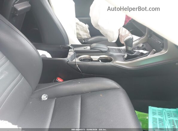 JTJBARBZ2G2047192 2016 LEXUS NX 200T Красный Вид салона спереди