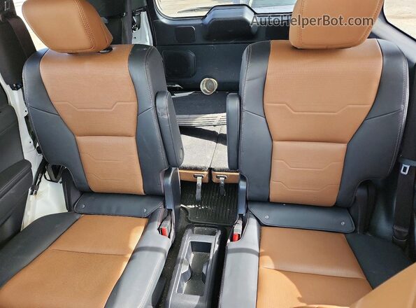 JTJVBCDX4R5018779 2024 LEXUS GX White უკანა სავარძლების ხედი