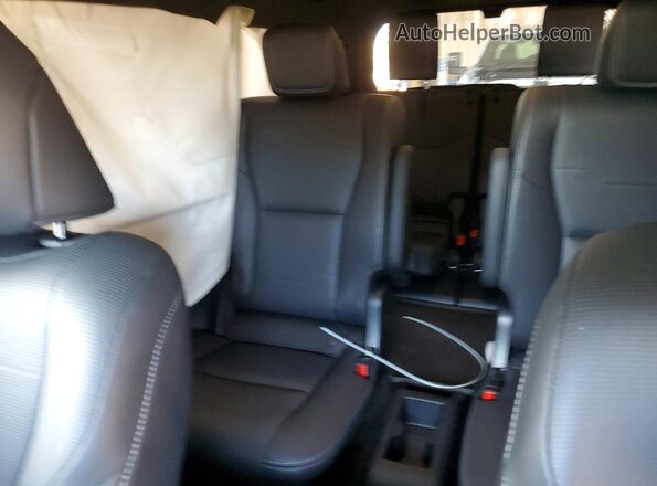 JTJVBCDX4T5074809 2026 LEXUS GX Серый Вид задних сидений