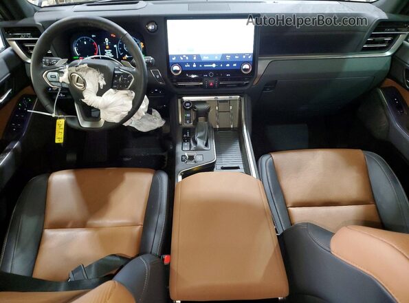 JTJVBCDX9S5065103 2025 LEXUS GX Серебряный Вид панели приборов