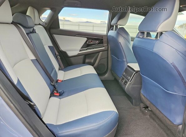 JTMABABA0SA095618 2025 SUBARU SOLTERRA Blue Widok tylnych siedzeń
