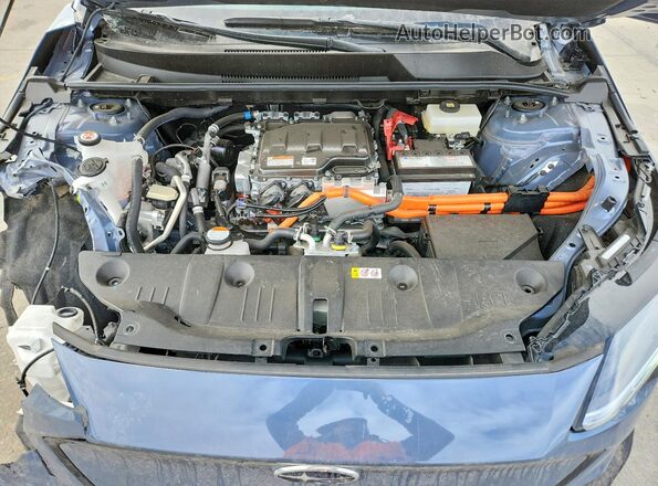 JTMABABA0SA095618 2025 SUBARU SOLTERRA Blue Widok wnętrza z tyłu