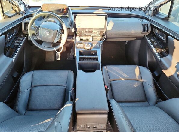JTMABACA7RA063886 2024 TOYOTA LIMITED Серебряный Вид панели приборов