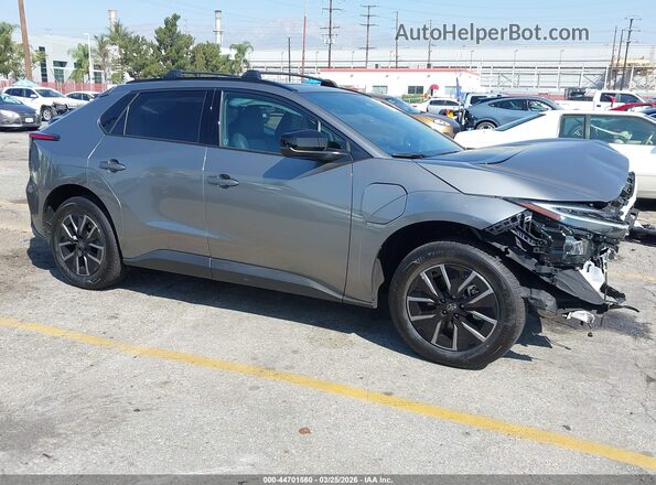 JTMBCAEB2TJ013086 2026 TOYOTA LE Серый Передняя правая четверть