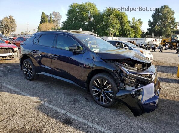 JTMBCAEB4TA000727 2026 TOYOTA LIMITED Purple Delantero derecho