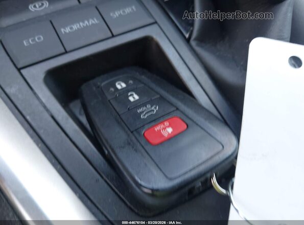 JTMC1RFV9SJ034131 2025 TOYOTA LE Серебряный Вид панели приборов