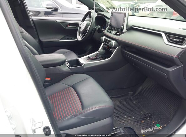 JTMEB3FV7ND101105 2022 TOYOTA RAV4 PRIME White Widok wnętrza z przodu