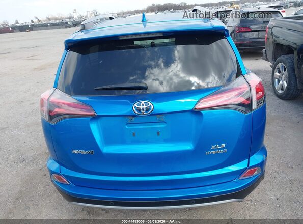 JTMRJREVXJD238042 2018 TOYOTA LE Синий 