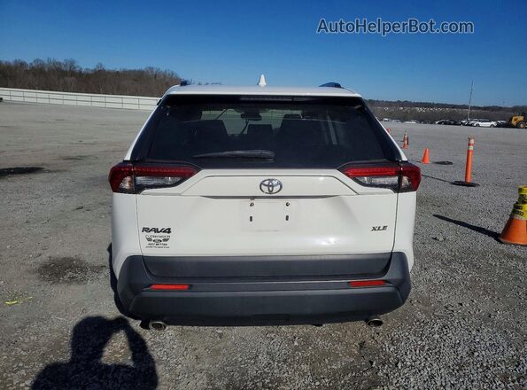 JTMW1RFV5KD033747 2019 TOYOTA RAV4 White Widok z tyłu