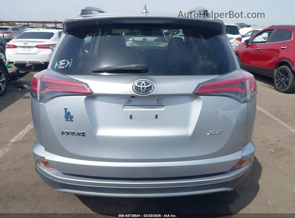 JTMWFREV0JJ201149 2018 TOYOTA LE Silver 