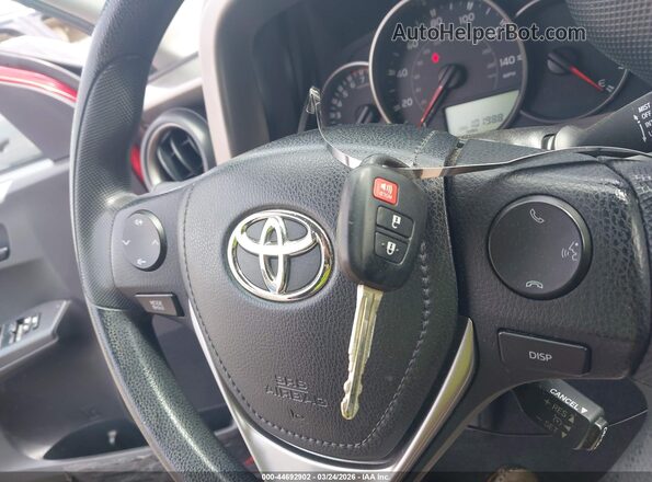 JTMZFREV0GJ088793 2016 TOYOTA LE Красный Вид панели приборов