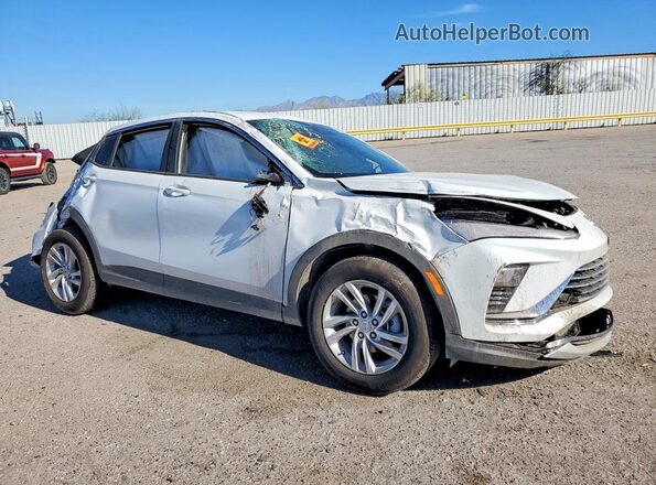KL47LAEP1TB112388 2026 BUICK OTHER Белый Передняя правая четверть