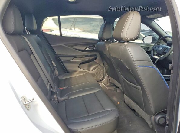 KL47LBEP9SB229950 2025 BUICK OTHER Белый Вид задних сидений