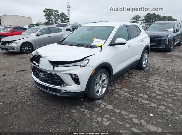 KL4AMBS24RB024607 2024 BUICK ENCORE Белый Передняя левая четверть