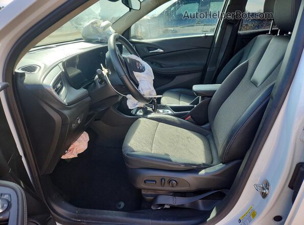 KL4AMBSL0RB183083 2024 BUICK ENCORE Белый Вид салона спереди
