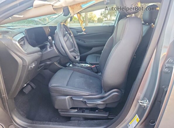 KL4AMBSL2TB098415 2026 BUICK ENCORE Серый Вид салона спереди