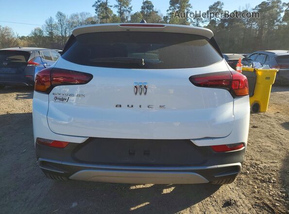 KL4AMBSL8SB126202 2025 BUICK ENCORE Белый Вид сзади