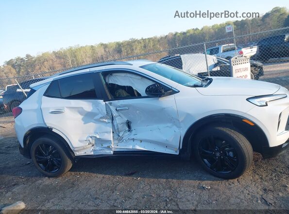 KL4AMDSL8RB163398 2024 BUICK ENCORE White უკანა სალონის ხედი