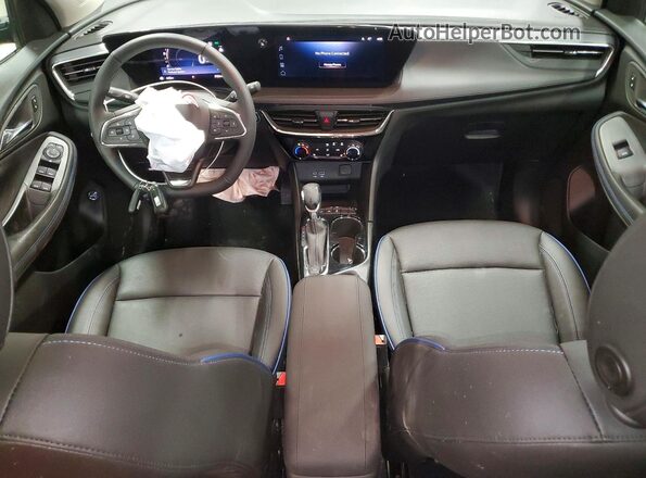 KL4AMESLXTB011118 2026 BUICK ENCORE Синий Вид панели приборов