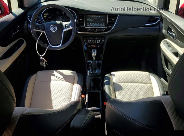 KL4CJ2SB4HB045831 2017 BUICK ENCORE Красный Вид панели приборов