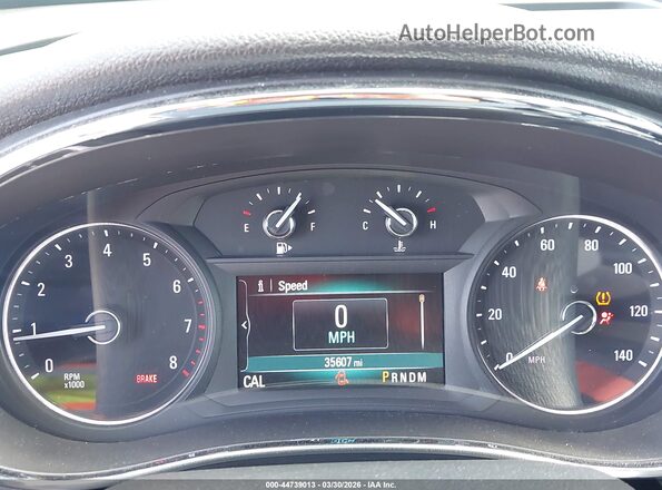 KL4CJASB9JB710366 2018 BUICK ENCORE White Widok tylnych siedzeń