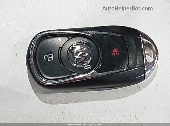 KL4CJASBXHB001567 2017 BUICK ENCORE Красный Вид панели приборов