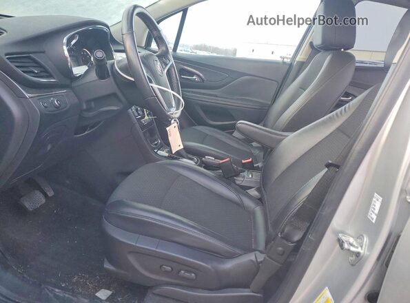 KL4CJESB6HB030152 2017 BUICK ENCORE Серебряный Вид салона спереди