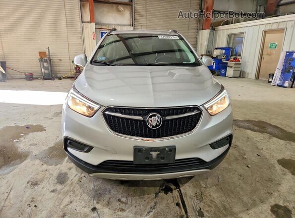 KL4CJESM8NB535090 2022 BUICK ENCORE Gray Widok z przodu