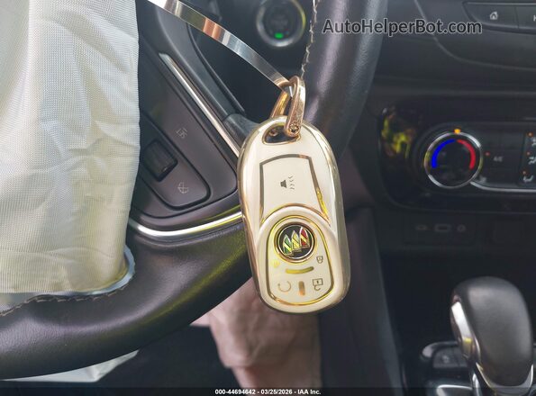 KL4MMCSL7MB136676 2021 BUICK ENCORE White Widok deski rozdzielczej
