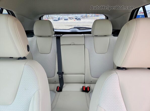KL4MMDS2XNB139487 2022 BUICK ENCORE Белый Вид задних сидений