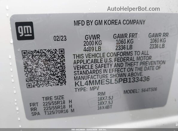 KL4MMESL5PB133436 2023 BUICK ENCORE White ძრავის განყოფილების ხედი