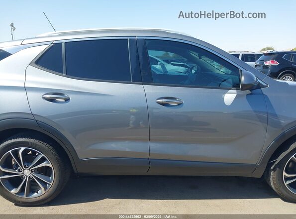 KL4MMFSL7NB027251 2022 BUICK ENCORE Серый Вид задней части салона
