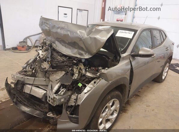 KL77LFEP1TC010129 2026 CHEVROLET TRAX Gray Front left