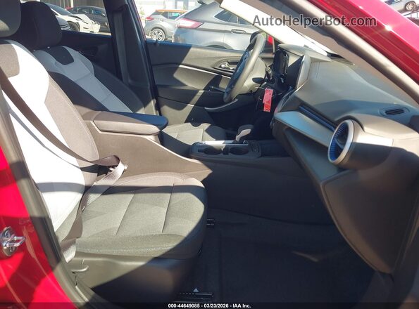 KL77LFEP7TC074286 2026 CHEVROLET TRAX Red წინა სალონის ხედი