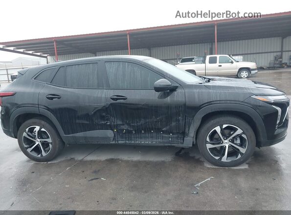 KL77LGEP2SC284928 2025 CHEVROLET TRAX Black Widok wnętrza 360 stopni