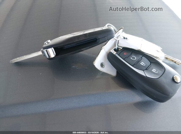KL77LGEP7TC047384 2026 CHEVROLET TRAX Silver Dashboard view