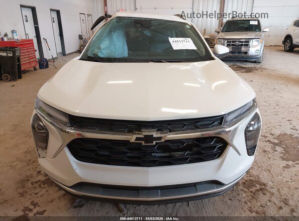 KL77LHE22RC233157 2024 CHEVROLET TRAX White ხელსაწყოთა პანელის ხედი