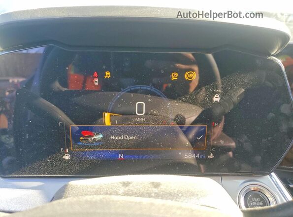 KL77LHEP1SC314927 2025 CHEVROLET TRAX Silver ხელსაწყოთა პანელის ხედი