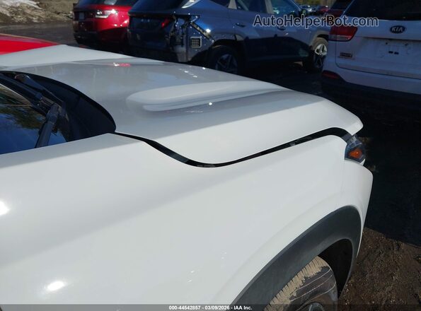 KL77LHEP8TC072591 2026 CHEVROLET TRAX White 