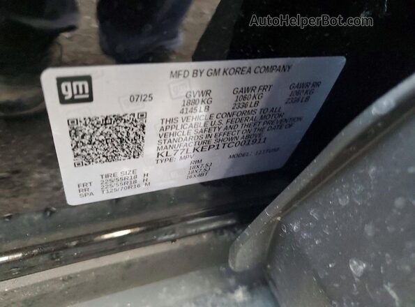 KL77LKEP1TC001911 2026 CHEVROLET TRAX Black Widok naklejki z numerem VIN