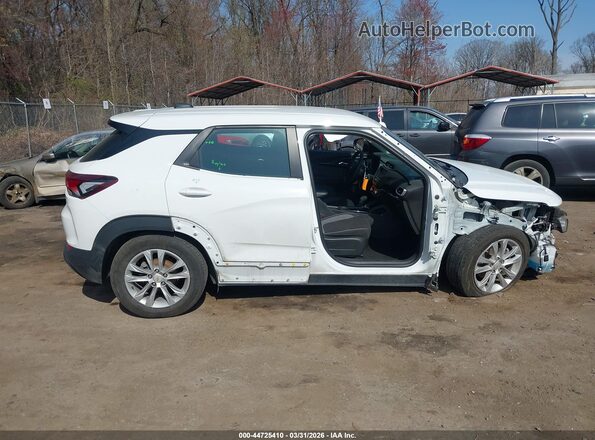 KL79MNSL1PB027638 2023 CHEVROLET TRAILBLAZER Белый Вид задней части салона