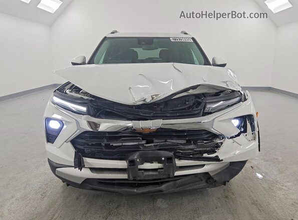KL79MPSL0SB146558 2025 CHEVROLET TRAILBLAZER White Vista frontal