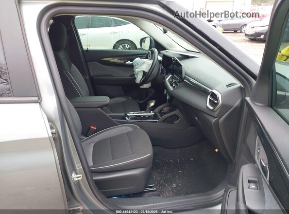 KL79MPSL2RB140206 2024 CHEVROLET TRAILBLAZER Silver Vista interior delantera