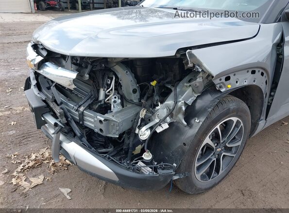 KL79MPSL8TB054793 2026 CHEVROLET TRAILBLAZER Серый Вид спереди
