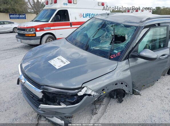 KL79MPSP7SB161495 2025 CHEVROLET TRAILBLAZER Серебряный Вид спереди