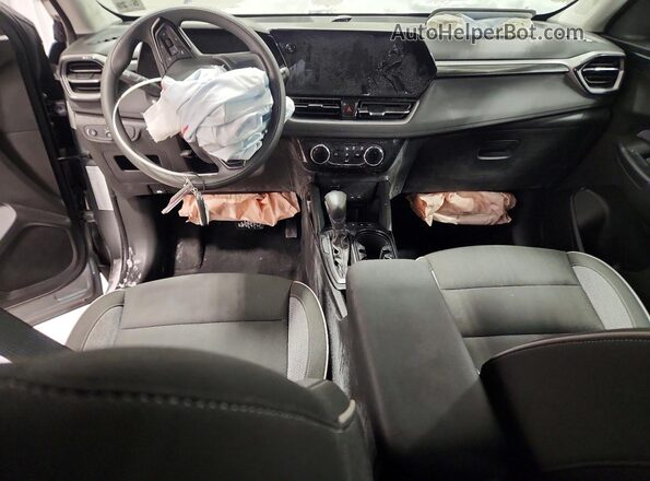 KL79MRSL6SB218259 2025 CHEVROLET TRAILBLAZER Серый Вид панели приборов