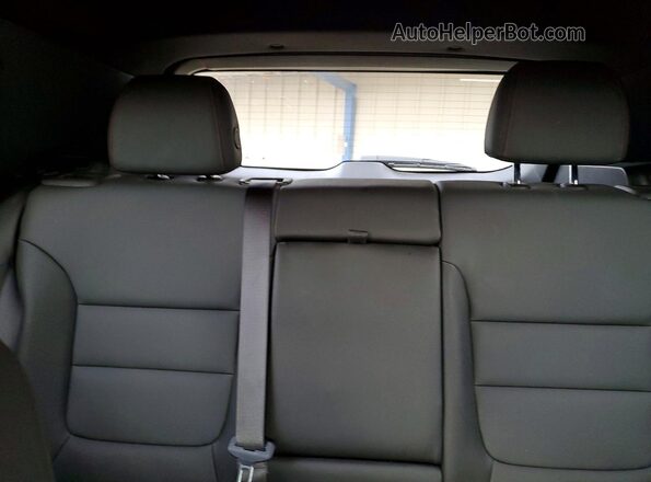 KL79MTSL1TB022681 2026 CHEVROLET TRAILBLAZER Red Rear seats view