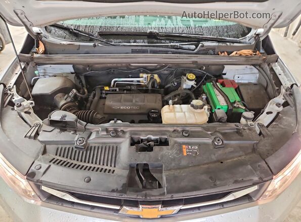 KL7CJKSB3JB590802 2018 CHEVROLET TRAX Серебряный Вид подкапотного пространства