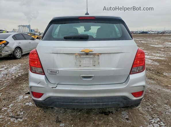 KL7CJKSB4MB318635 2021 CHEVROLET TRAX Gray Вид ззаду
