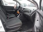 2018 Chevrolet Trax Ls Белый vin: KL7CJKSB9JB574135